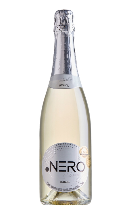Espumante Ponto Nero Branco Moscatel Brasil Celebration Moscato 750ml